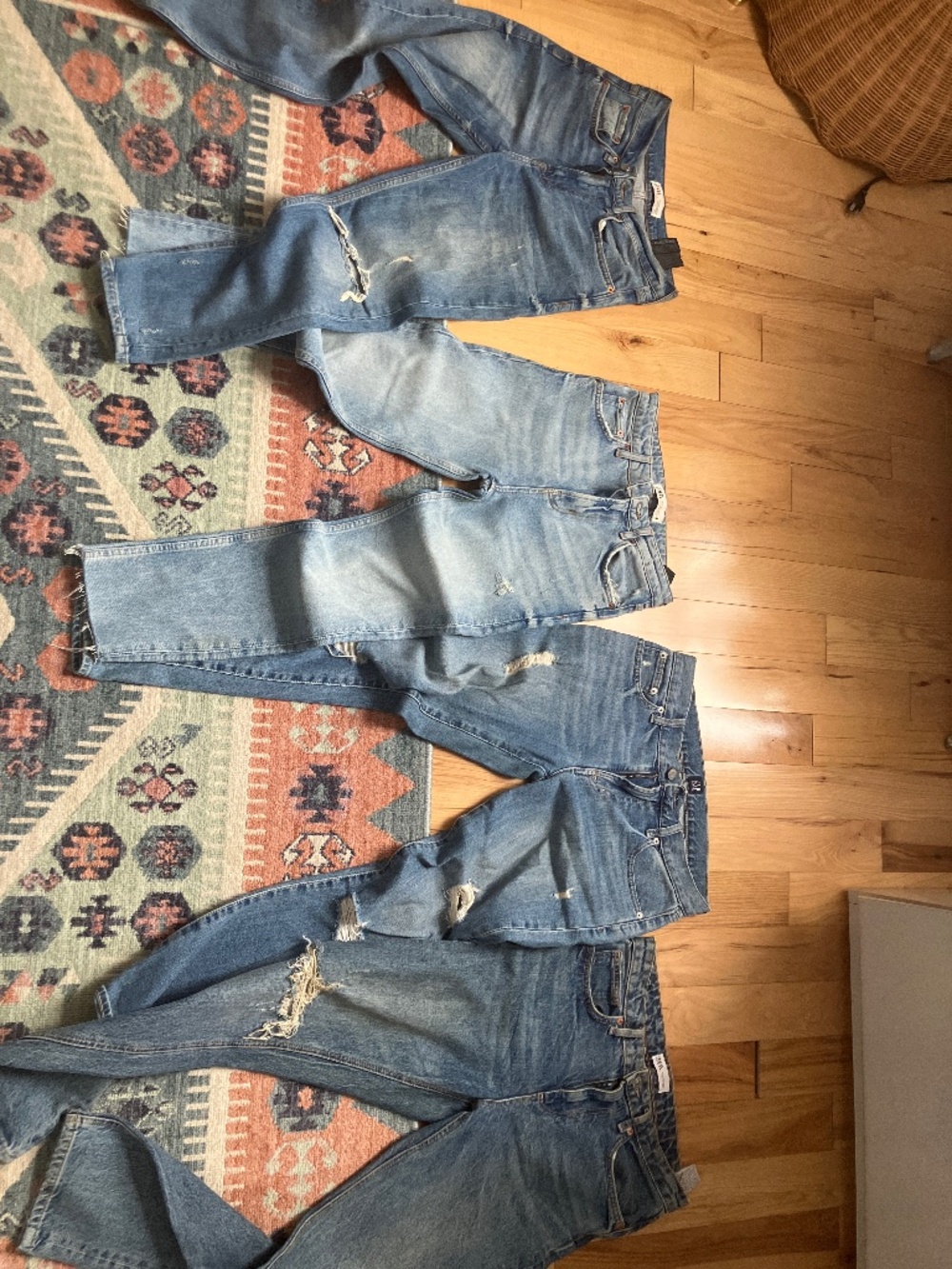 Zara and Gap Women Jeans Mania